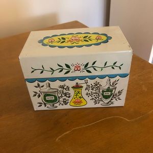 Vintage Tin Recipe Box